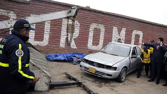 Autos abandonados en comisarías. Foto: Andina