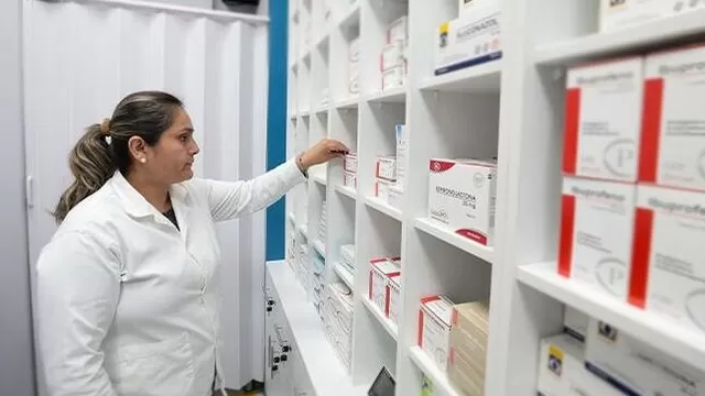 Minsa aprobó listado de 434 medicamentos genéricos que farmacias y boticas deben ofertar