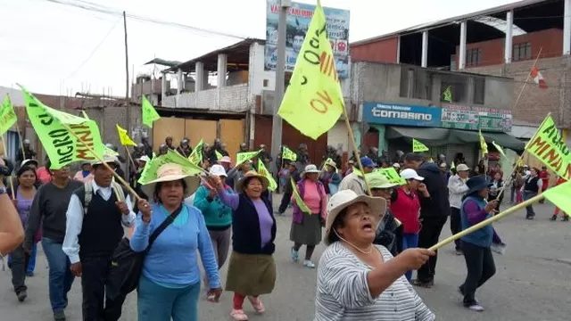 Moquegua: pobladores no levantarán bloqueo hasta que se publique acta de acuerdos