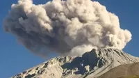 Moquegua: Volcán Ubinas empezó a emitir gases tóxicos y obliga la evacuación de miles de personas