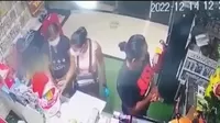 Mujeres utilizan a una niña para robar una tienda en Los Olivos