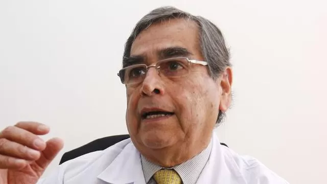 Exministro de Salud, Óscar Ugarte: Hay una brecha de 180 mil profesionales de la salud