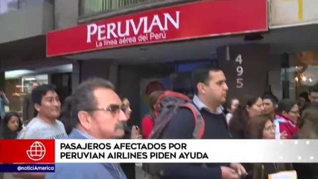 Pasajeros afectados por Peruvian Airlines protestan y piden ayuda por vuelos cancelados