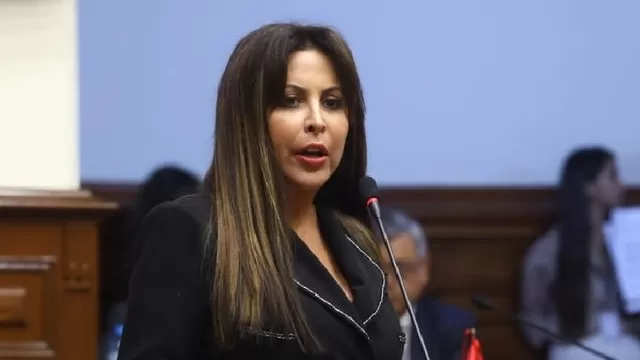 Patricia Chirinos: Congresista dejó el país rumbo a España tras señalar que se pediría su detención preliminar