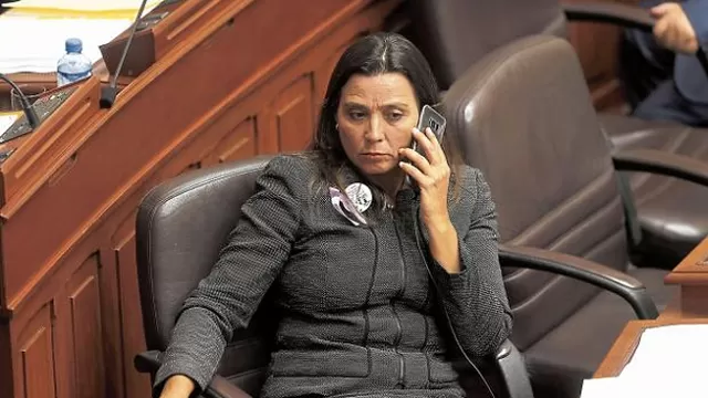 Karla Schaefer plantea sanción a congresistas. Foto: Perú21