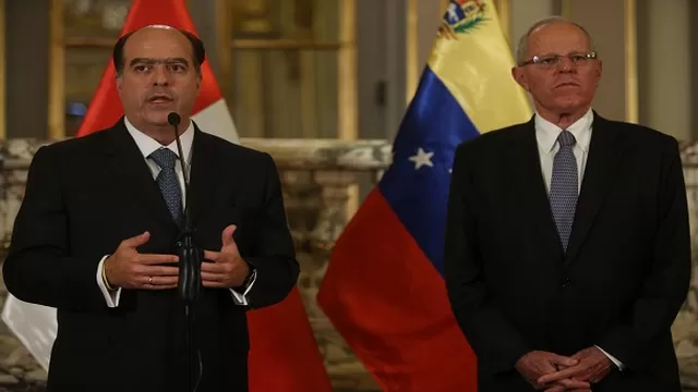 Pedro Pablo Kuczynski y Julio Borges. Foto: Presidencia