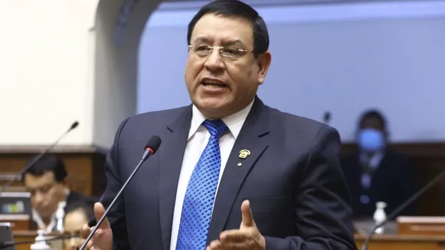 Presidente del Congreso saluda decisión del TC que ratifica inhabilitación de Inés Tello y Aldo Vásquez