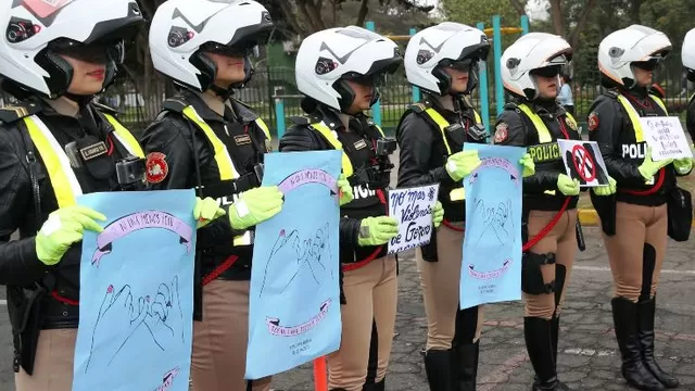 Policía femenina. Foto: Andina