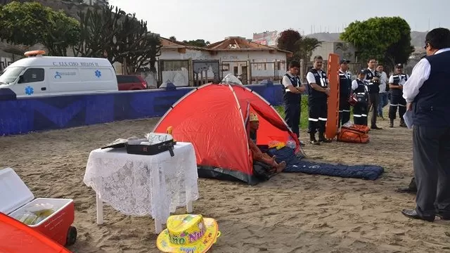 Campamento en la playa. Foto: Minsa