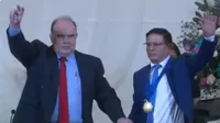Rafael López Aliaga tomó juramento a nuevo alcalde de La Victoria