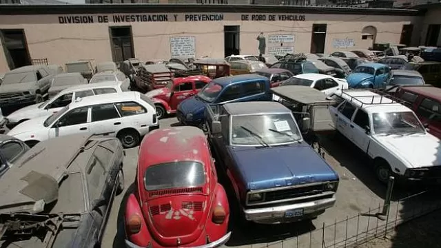 Los delincuentes clonan las placas de los vehículos. Foto: Referencial/archivo El Comercio