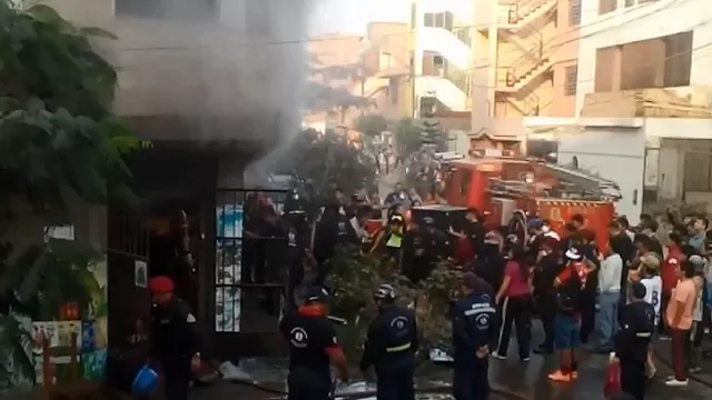 Tres unidades de bomberos llegaron a la zona