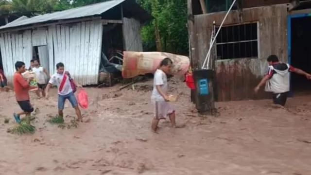 Desborde de quebrada Pacota afecta a 20 viviendas en San Mart&iacute;n. Fotos: Andina