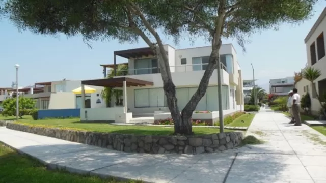 Foto: Andina / casa de playa que le perteneció a Nicolás Hermoza Ríos 