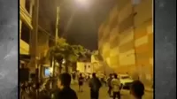 Supuestos barristas causan destrozos en calles de Chorrillos