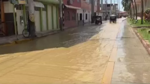 Tumbes: Desborde del río inundó calles cercanas a la plaza de armas