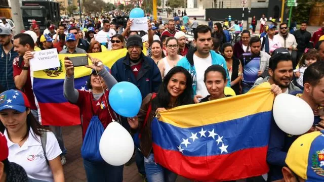 Son cerca de 25,000 ciudadanos venezolanos los que hasta la fecha han obtenido el PTP / Foto: archivo Andina