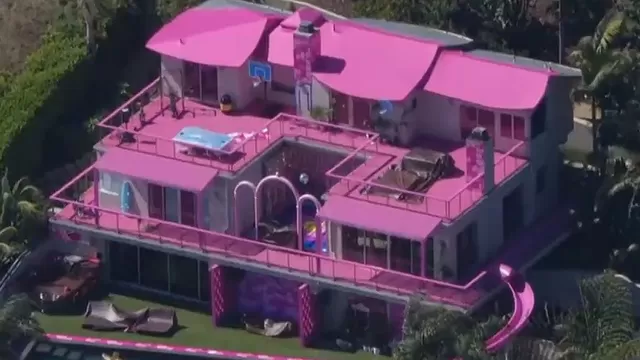 La casa de Barbie sí existe y está en Malibú: ¿Cómo reservarla?