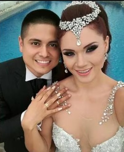 Kike Márquez y Génesis Tapia en el dpia de su matrimonio civil hace 7 años / Foto: Diario Ojo 