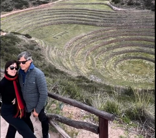 Humberto Zurita pasó unos días en Cuzco junto a su pareja Stephanie Salas 