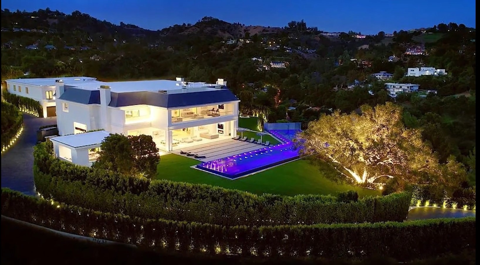 Jennifer López y Ben Affleck se mudan a lujosa mansión en Beverly Hills