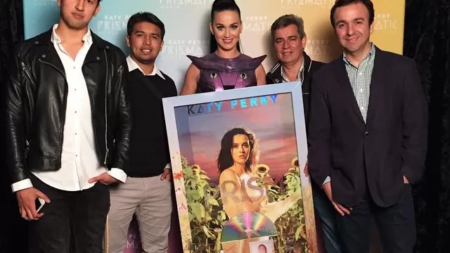 Katy Perry recibió ‘Disco de Platino’ en Lima