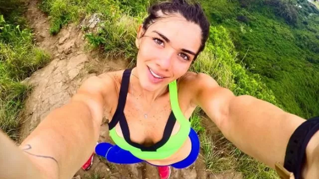 Korina Rivadeneira impacta a seguidores con foto en topless 