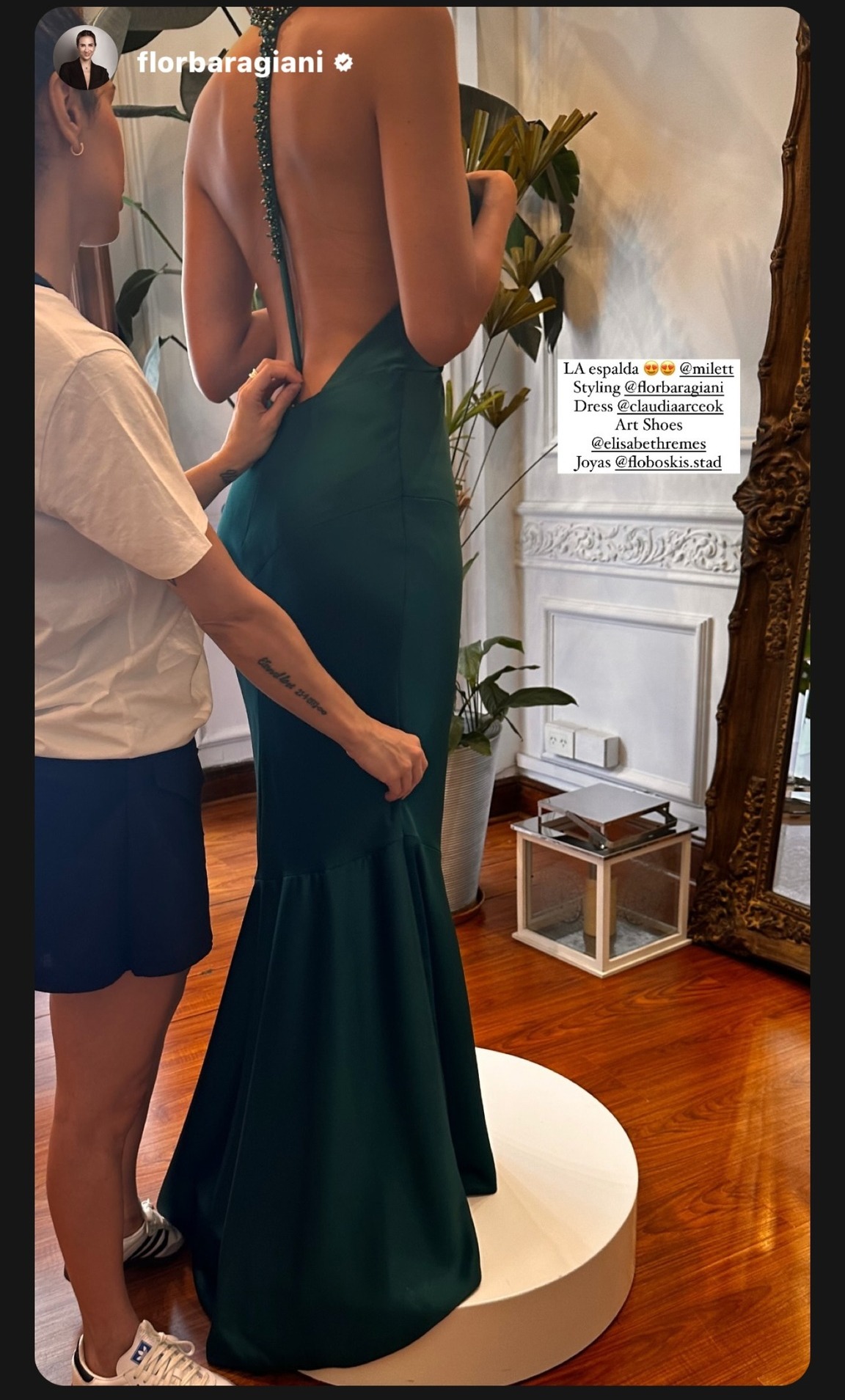 El vestido que Milett Figueroa lució en la boda de Candelaria Tinelli y Coti Sorokin/Foto:Instagram