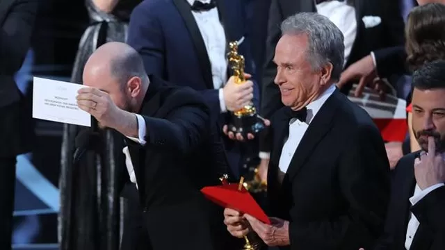 Óscar 2017: anunciaron a 'La La Land' como mejor película pero la ganadora era 'Moonlight'