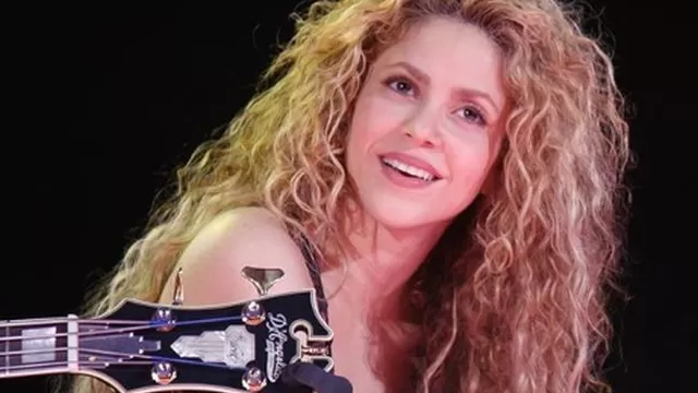 Shakira deja el cabello rubio y sorprende con nuevo look
