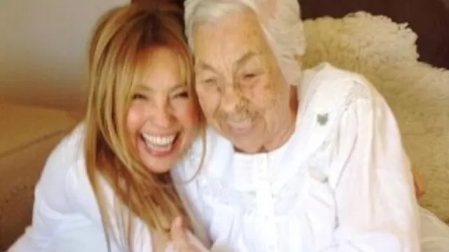 Thalía dedicó emotivo mensaje a su abuela por sus 100 años 