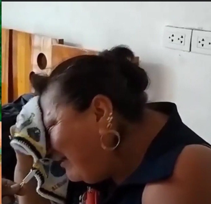 Purita Torres, madre de Yuliana Perea exige justicia por la muerte de la cantante/ Foto: Facebook