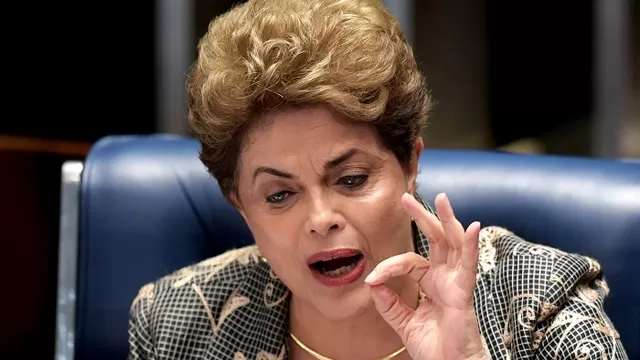 Dilma Rousseff comparece ante el Senado / Fuente: AFP