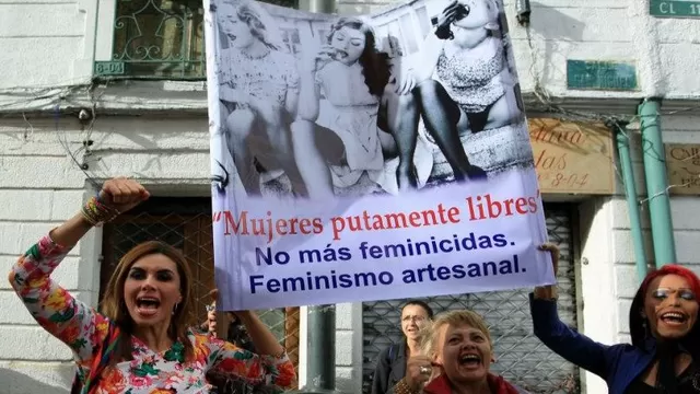 Activistas de grupos feministas. (Vía: Twitter)