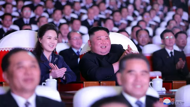 Corea del Norte: Reaparece Ri Sol-ju, la esposa de Kim Jong-un, tras un año de ausencia mediática