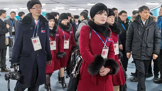 Corea del Sur: atletas norcoreanos llegan para los Juegos Olímpicos