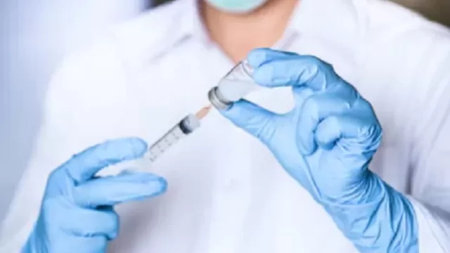Compañía farmacéutica Johnson & Johnson anunció que realizará tests clínicos en humanos. Foto: Shutterstock