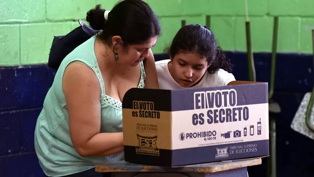 Elecciones en Costa Rica transcurrieron con calma. Foto: AFP