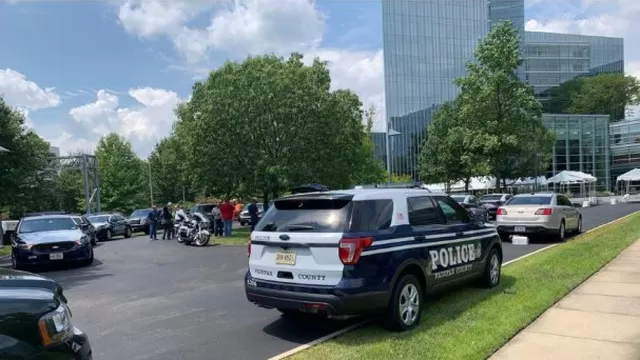 Estados Unidos: hombre armado en sede central de USA Today fue falsa alarma. Foto: @FairfaxCountyPD