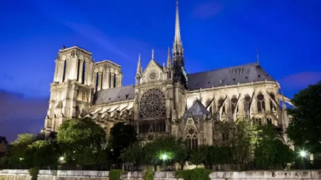 Francia: Catedral de Notre Dame será reconstruida de manera idéntica 