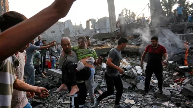 Franja de Gaza: El drama de los sobrevivientes al bombardeo en hospital