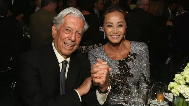 Mario Vargas Llosa y Isabel Presyler. (Vía: AFP)