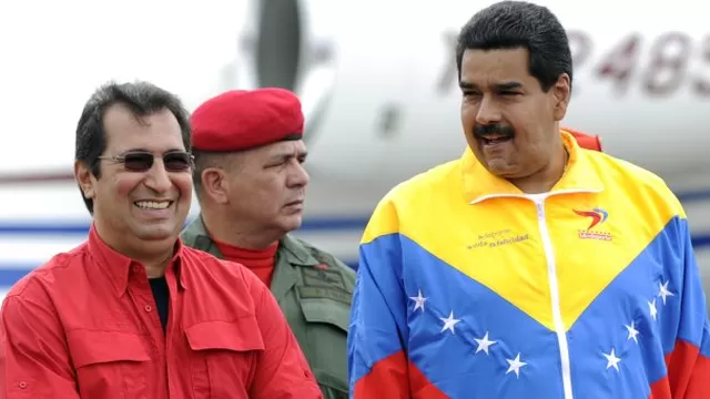 El gobernante de Venezuela, Nicolás Maduro, designó este jueves a Adán Chávez, hermano del fallecido presidente Hugo Chávez. Foto: AFP
