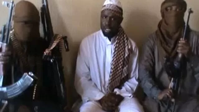Nigeria: Terroristas de Boko Haram secuestraron a más de 100 adolescentes de una escuela