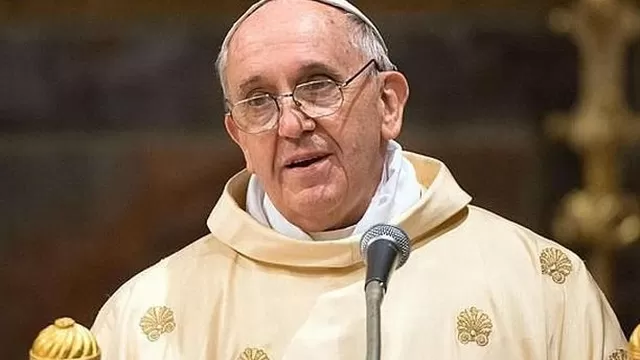 Papa Francisco lavará pies de discapacitados y ancianos en Jueves Santo