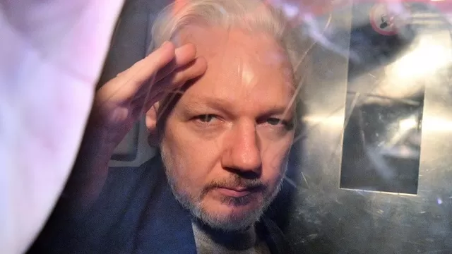 Actualmente, Julian Assange cumple una condena de 50 semanas en una cárcel británica. Foto: AFP