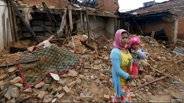 Terremoto en Nepal: rescatan a dos personas después de cinco días