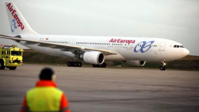 Air Europa ha decidido que ninguna tripulación duerma ya en la capital venezolana ante la inseguridad que se ha hecho patente con este incidente. Foto: EFE