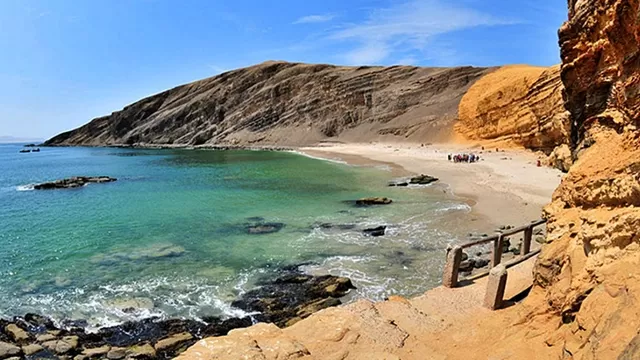 Playa La Mina, en la Reserva de Paracas (Ica). Foto: turismoi.pe
