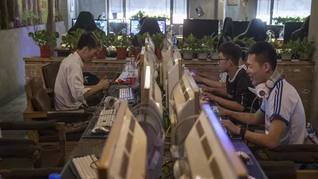 China censura a la 'prensa rosa' en redes sociales con ley de ciberseguridad